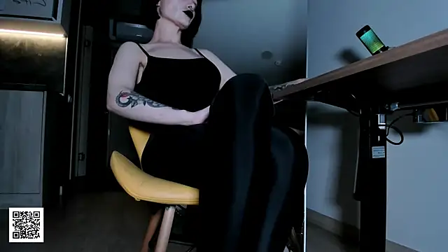 Chatroom XXX en direct de _Misha_Addams_