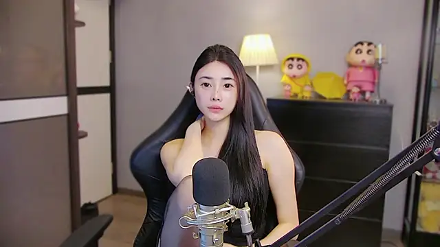 XiaoYuBao- Adlı Modelin Canlı XXX Sohbeti