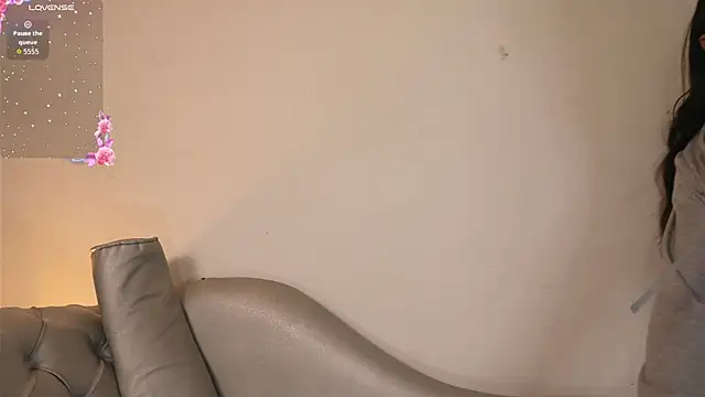 Czat XXX na żywo – Velvet_Raze