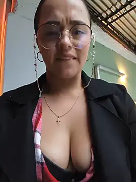 Chat XXX ao vivo de ALEJA__22