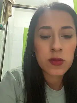 ELY_FE_ – Naživo XXX chat