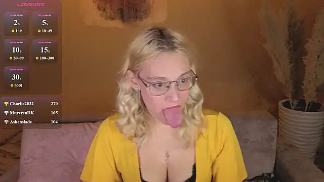 Chat XXX en directo de KaraLiin