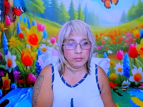indianroxy 现场XXX聊天