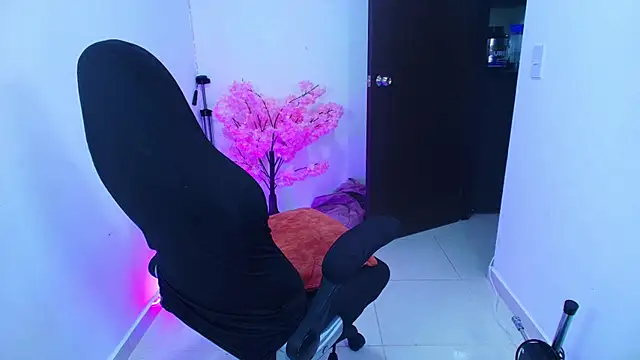 evelin_999_: απευθείας συνομιλία ΧΧΧ
