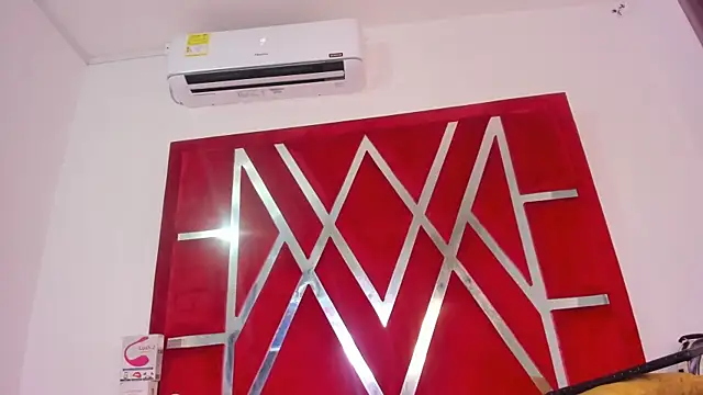 ambarglowasm's Live XXX Chat