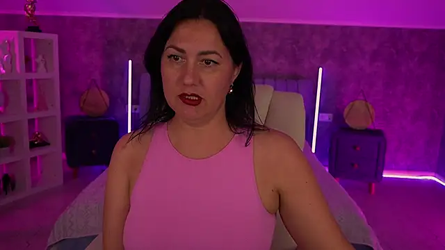 צ'אט XXX בשידור חי של VelvetLuck