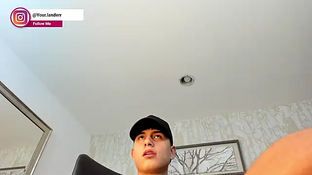 Lander_Cruz élő XXX-chatje