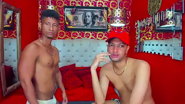 XXX chat uživo modela PEINBOYS