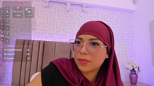 naishaa_'s Live XXX Chat