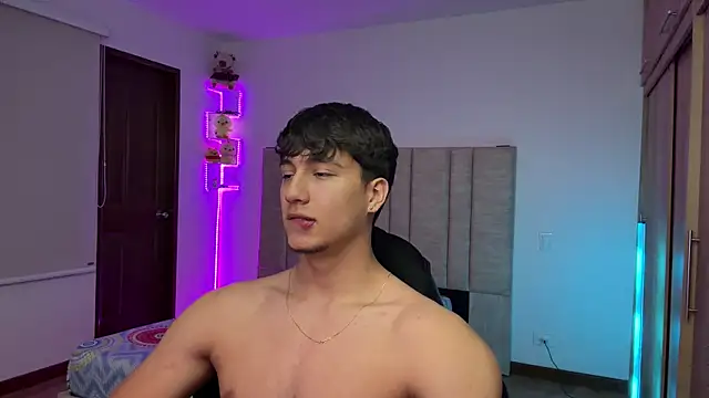 Chat XXX en directo de CHRIS_MORGAN1