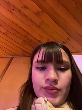 Chatroom XXX en direct de Angela_pink18
