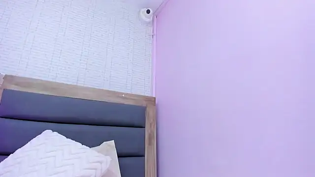 צ'אט XXX בשידור חי של MILEY_JOAS2