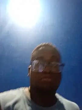 Jeanlaurent_972 网络视讯表演