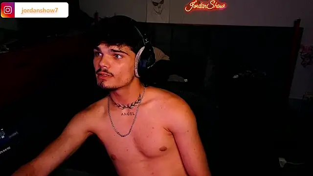 JordanShow live XXX chat