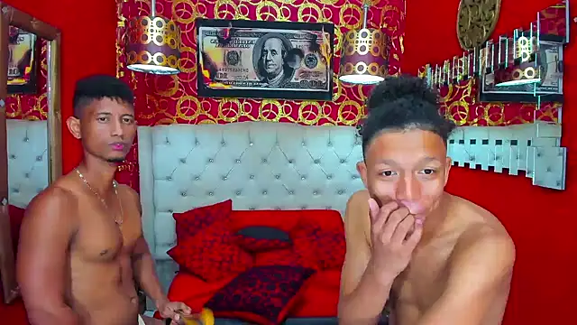Chat XXX ao vivo de PEINBOYS