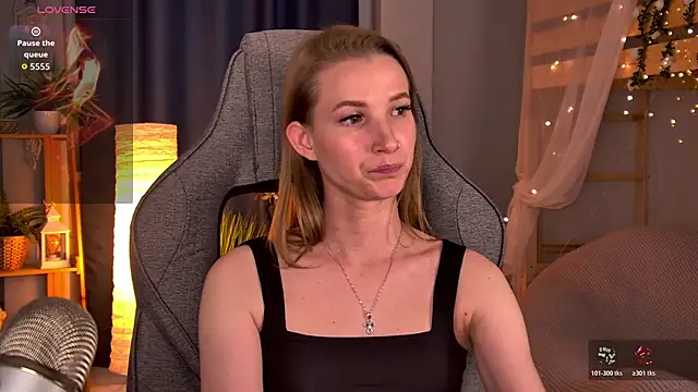 Онлайн чат XXX Megan_Rodgers