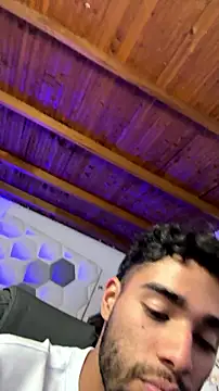Chatroom XXX en direct de AlejandroGreco