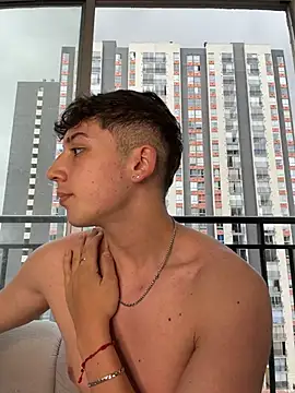 OLIVER_K 现场XXX聊天