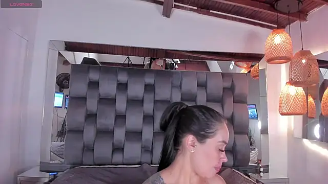 emily-fox 라이브 XXX 채팅