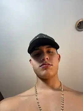Lander_Cruz's Live XXX Chat