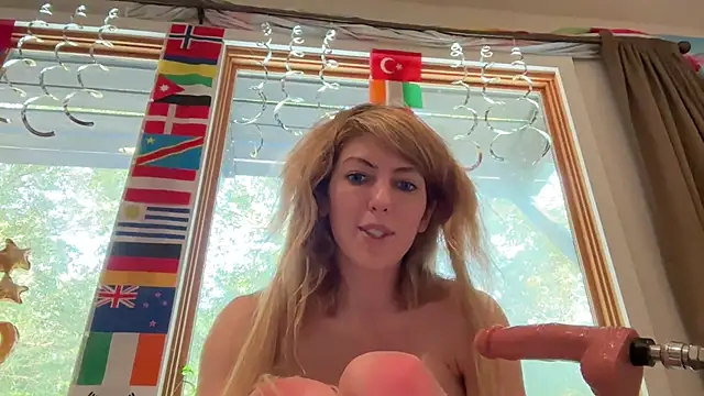 CelestialRuby XXX чат на живо