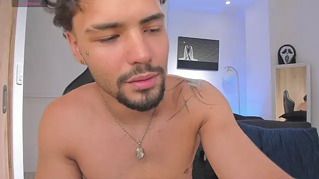 justin_lenox Adlı Modelin Web Kamerası Şovu