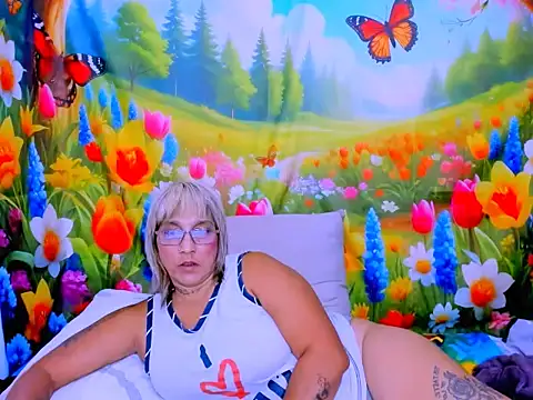 indianroxy Chat XXX live