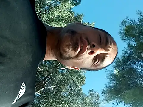freakzmexx: διαδικτυακό σόου στην κάμερα