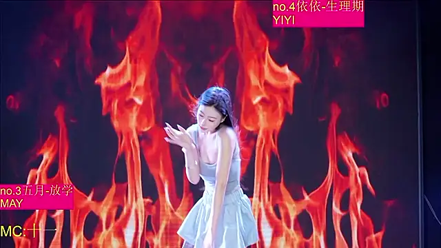Red-666 即時 XXX 聊天