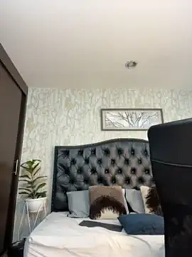 Lander_Cruz 即時 XXX 聊天