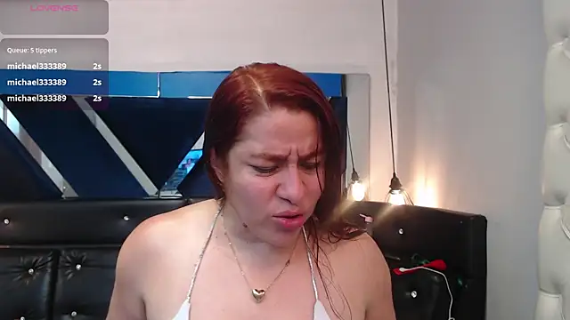 Alison-mar Live XXX-Chat
