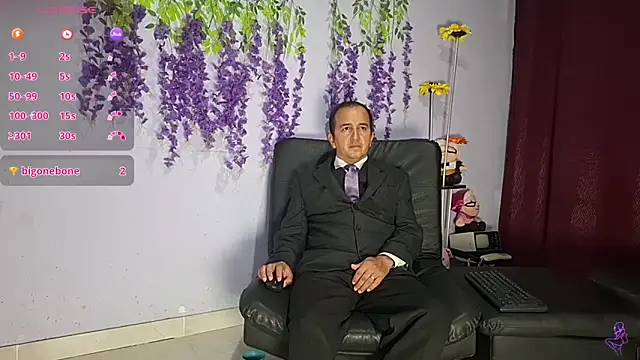 GreisyAndHazzan Live XXX-Chat