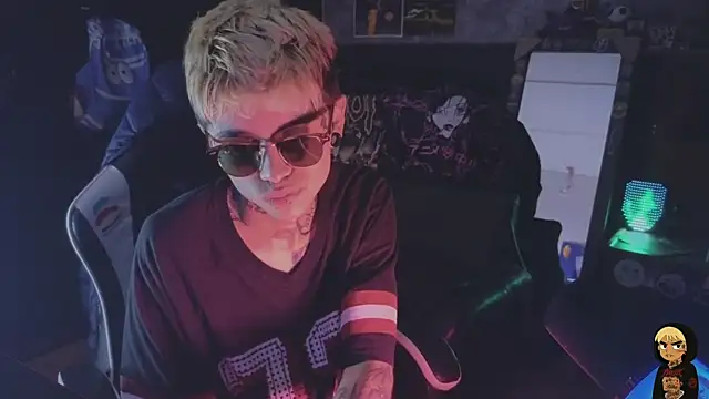 Chat XXX Live AcidMilo