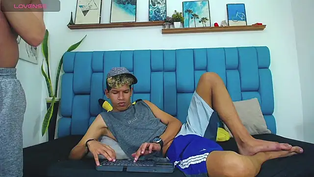 Stephen_Angel's Live XXX Chat