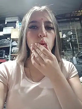 eva-2023 Chat XXX in diretta