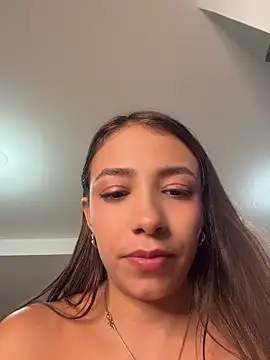 Chat XXX en directo de Hall_16
