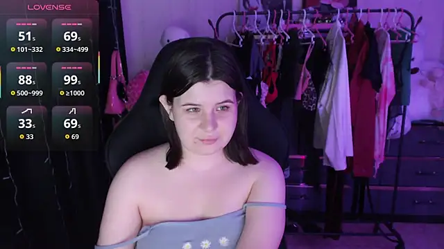 AmyVibess' Live XXX Chat