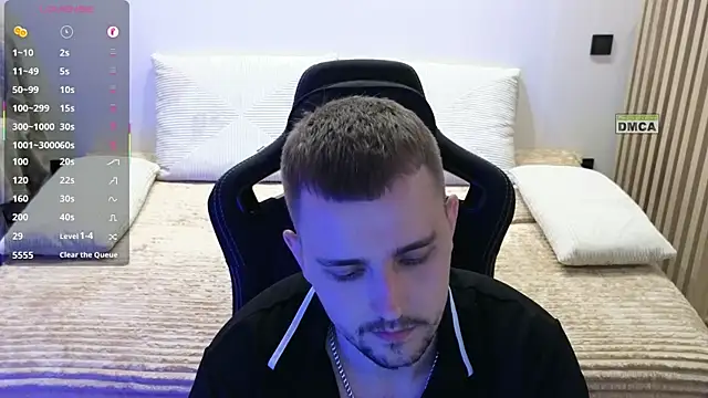 Larstar01 live XXX chat