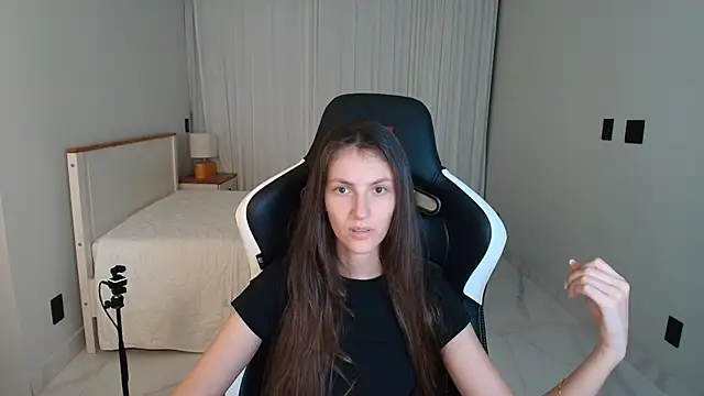 upssnowy Adlı Modelin Canlı XXX Sohbeti