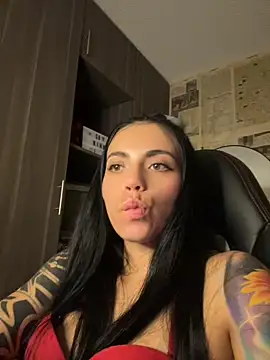 i_am_nina_ live XXX chat