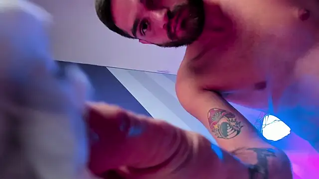 Awesome-Party Chat XXX in diretta