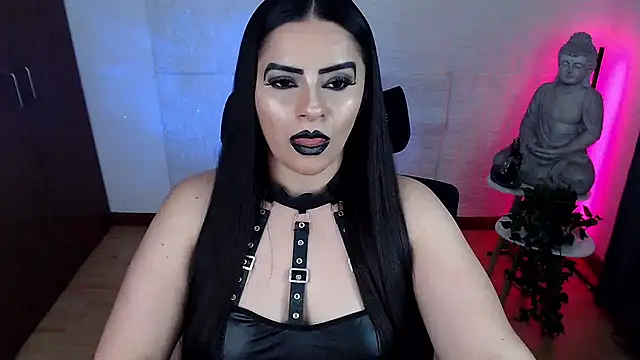 Czat XXX na żywo – GODDESS_EVANS
