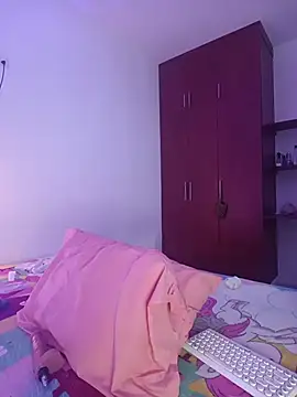 SalomeFire Adlı Modelin Canlı XXX Sohbeti
