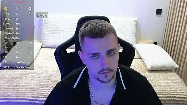 Larstar01 Live XXX-Chat