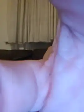 XXX chat uživo modela Kjnaughty@xh