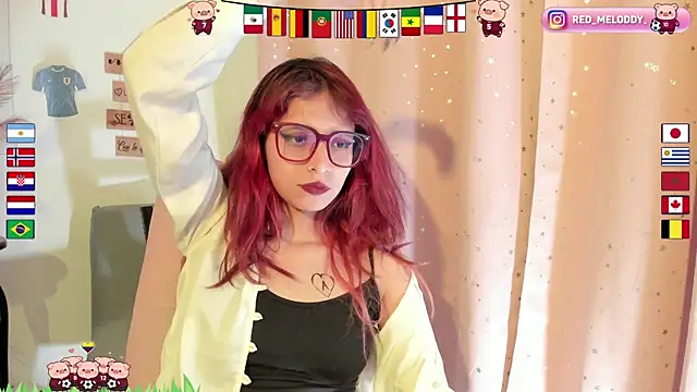 RedMeloddy's Live XXX Chat