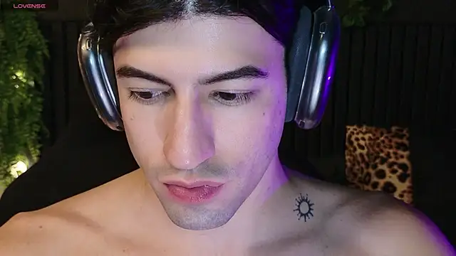 newjeff – Naživo XXX chat
