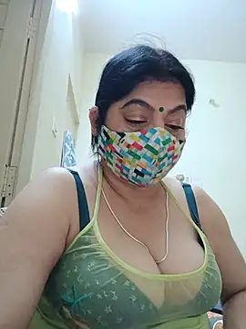 Živý XXX chat Ratna-777