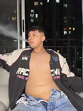 XXX chat uživo modela OLIVER_K