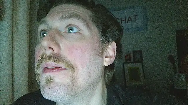 Chat XXX en directo de 9VOLTT